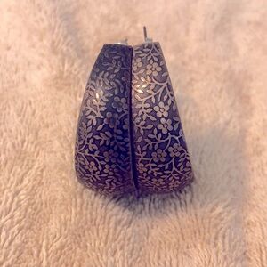 Vintage Brass 2” Hoop Flower Embossed Pierced Earrings